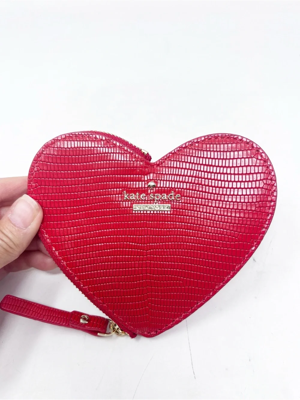 KATE SPADE “SECRET ADMIRER” LIZARD EMBOSSED RED LEATHER HEART SHAPE COIN PURSE